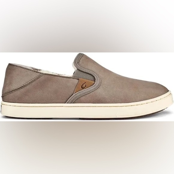NWT OluKai Women’s Pehuea Heu Taupe Grey Slip On Shoes in size 11 - Picture 1 of 9
